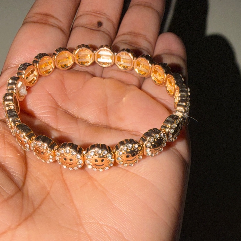 Elegant Gold and Silver Bracelet